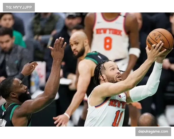 凯尔特人双星闪耀力压勇士解析布朗三双与团队防守纪律
